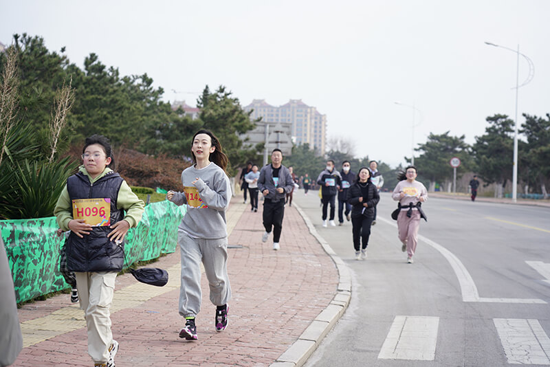 澳门49码十二生肖玩法规则2021春季越野赛燃情开赛(图17)