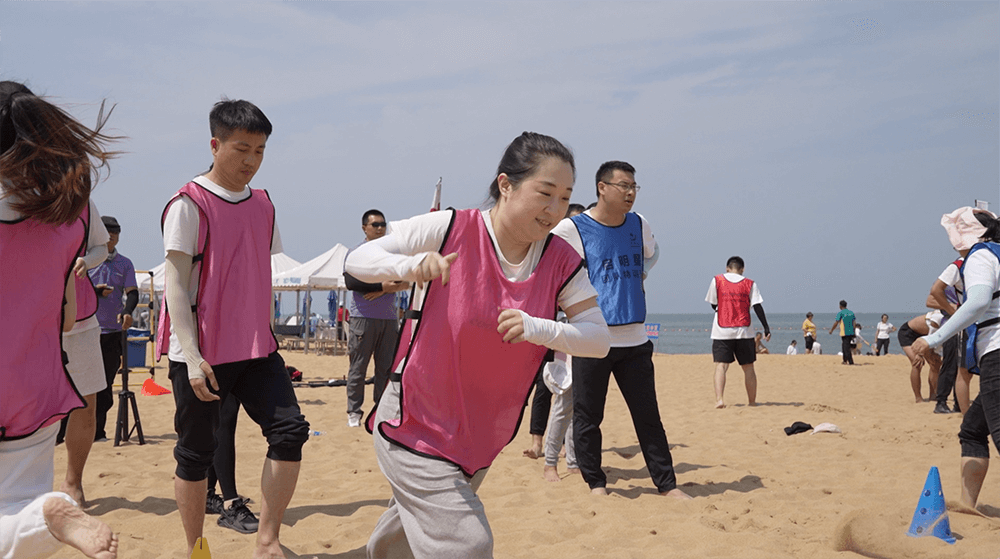 披荆斩棘无畏惧 乘风破浪向前冲(图10)